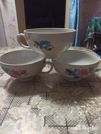 Чайные чашки дулево СССР и молочник