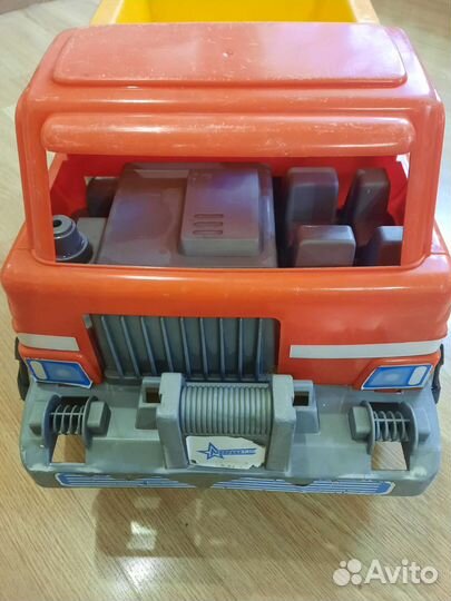 Грузовик супергигант