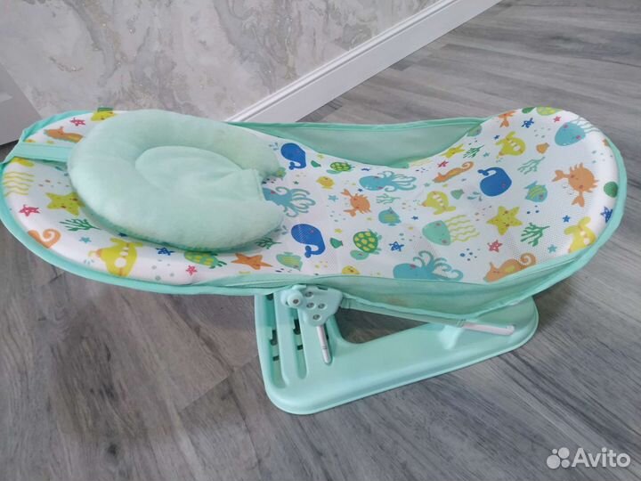 Шезлонг для купания