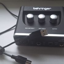 Внешняя звуковая карта Behringer UM2 U-phoria