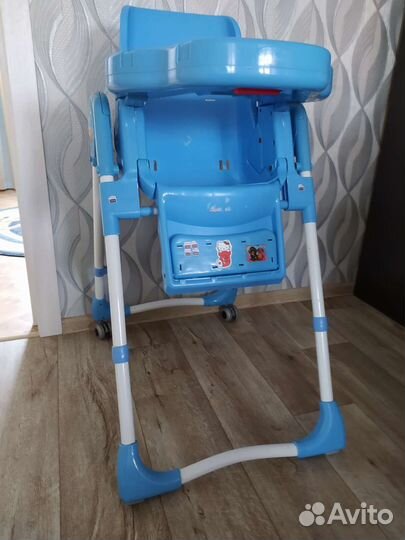 Детский стульчик для кормления