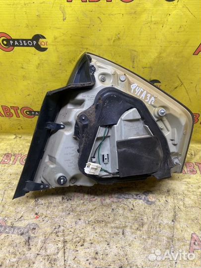 Стоп-сигнал задний левый Nissan Fuga Y50 VK45DE