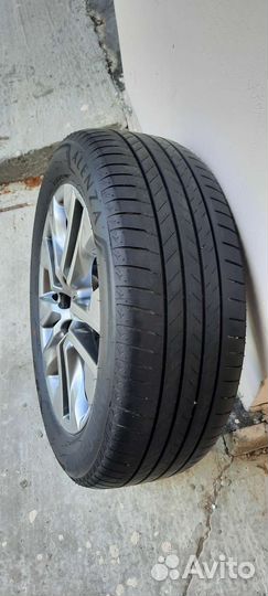 Bridgestone Alenza 001 235/55 R19