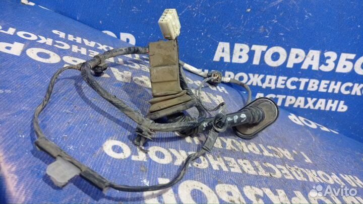 Проводка двери Mitsubishi Lancer 9 седан 4G18 2003