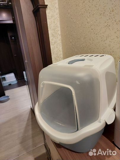 Закрытый лоток для кошки