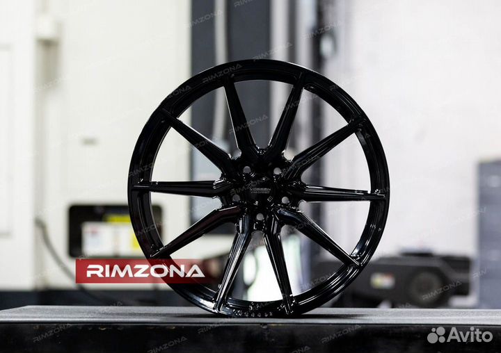Кованые диски Vossen HF3 на Lexus