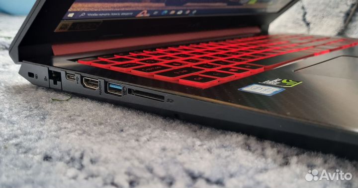 Игровой ноутбук Acer i5/GTX1050/16озу