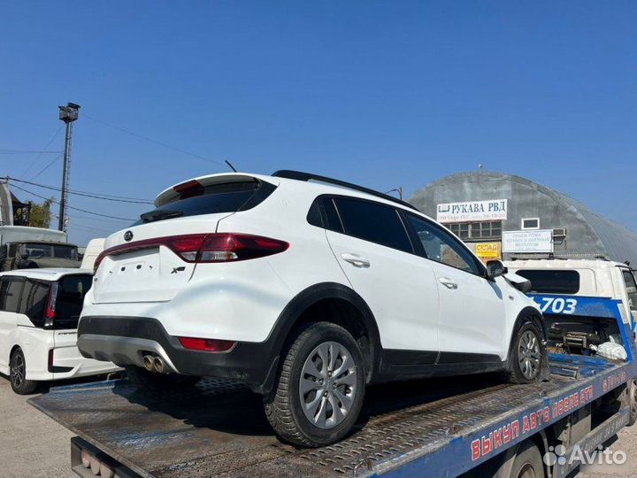 Стойка лобового стекла левая Kia Rio X-line