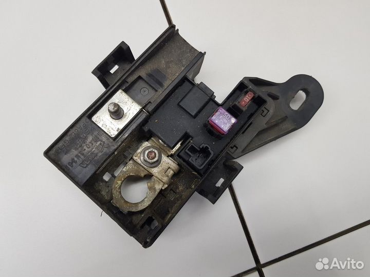 Клемма (+) плюсовая минусовая