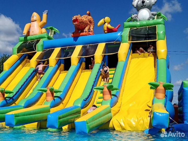 Аквапарк с бассейном