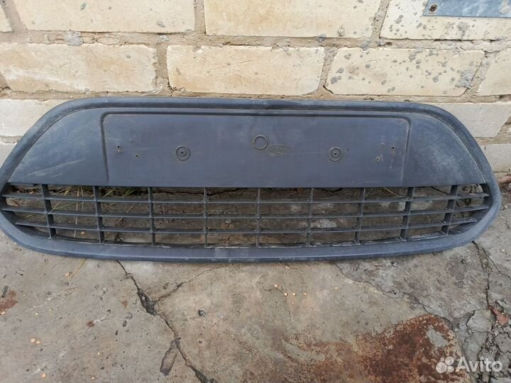 Продам решётки Форд фокус 2 рестайлинг