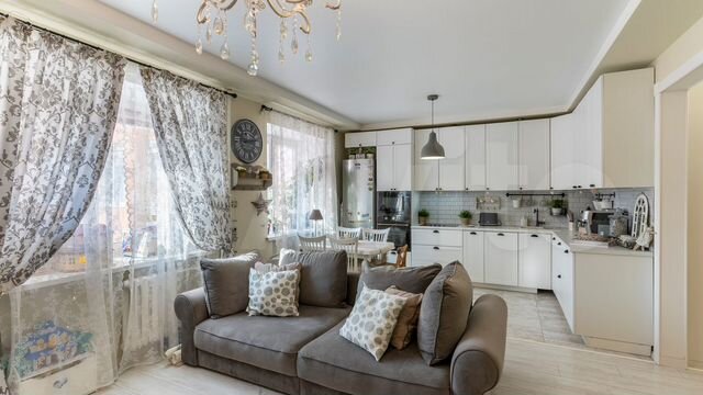 3-к. квартира, 81,2 м², 9/14 эт.