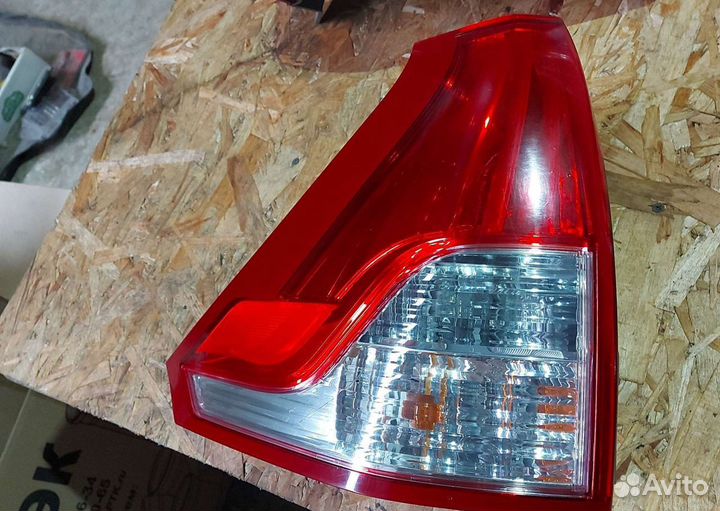Фонарь задний левый Хонда cr-v 4
