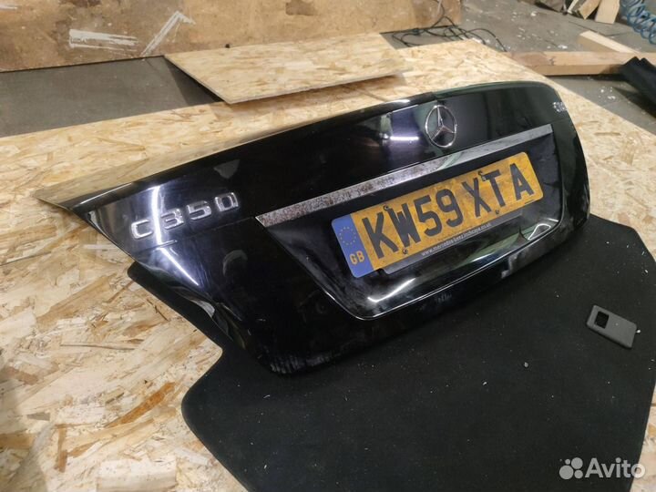 Крышка (дверь) багажника Mercedes-Benz C-Класс