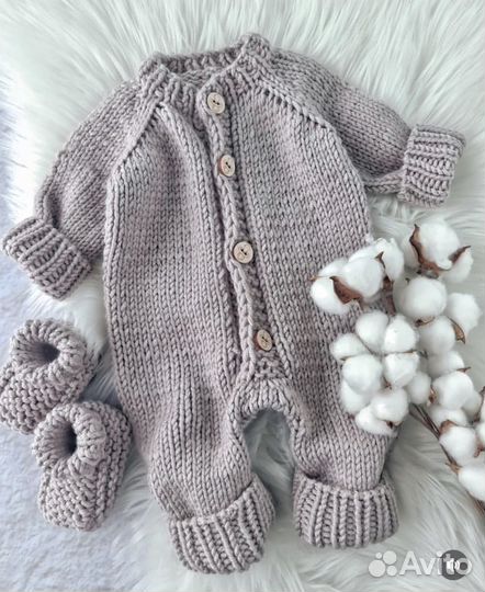 Кофты, кардиганы, шапки