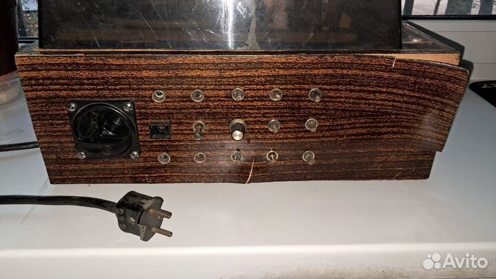 Проигрыватель винила СССР