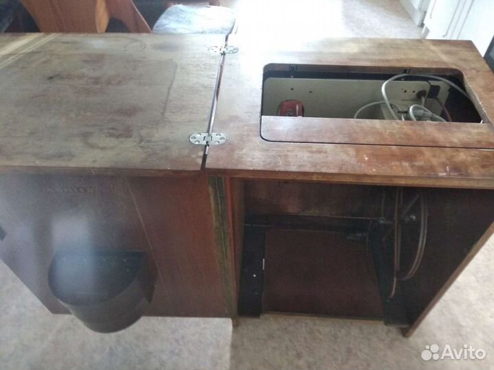 Тумба для швейной машины 