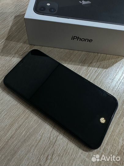 iPhone 11, 128 ГБ
