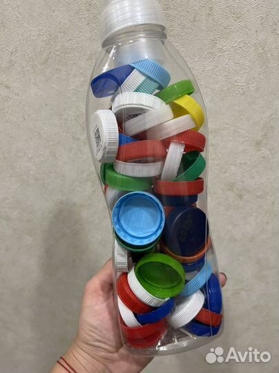 Крышки пластиковые от бутылок