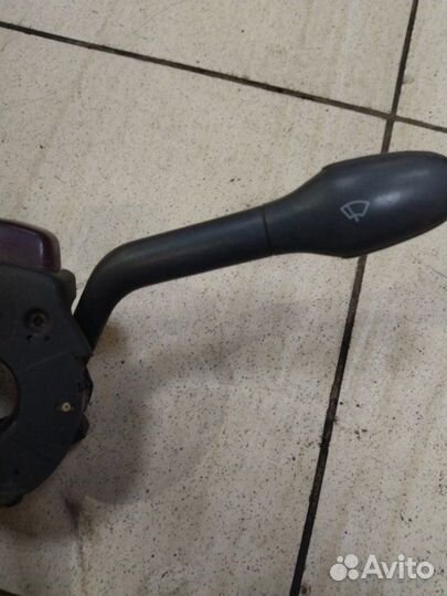 Подрулевой переключатель Volkswagen Golf 3 AAM