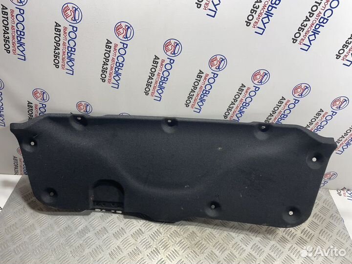 Обшивка крышки багажника Kia Rio