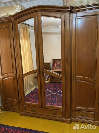 Спальный гарнитур Рафаэлло румыния