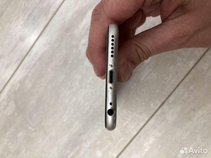 iPhone 6, 16 ГБ