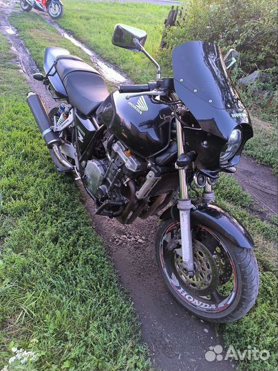 Honda cb 1000 sf