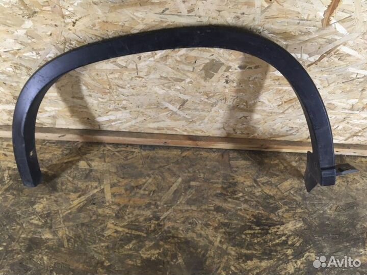 Накладка на крыло задняя правая Nissan X Trail T31