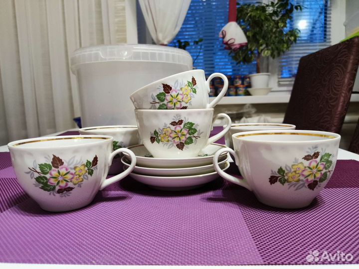 Фарфоровый сервиз