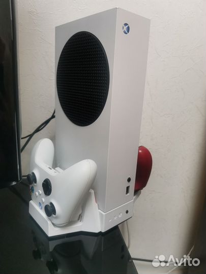 Xbox series s +2 геймпада