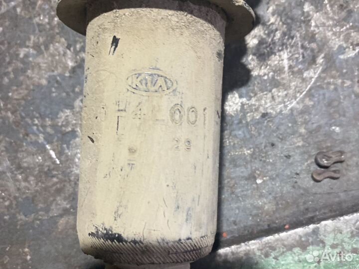 Стоики задние kia rio