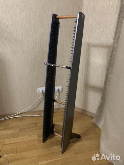 Полка для дисков