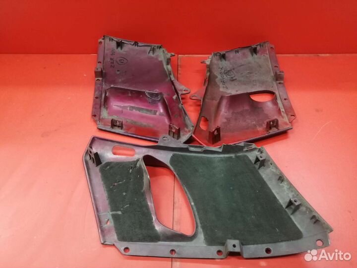 Пластик боковой Kawasaki ZZR400-2 93-07