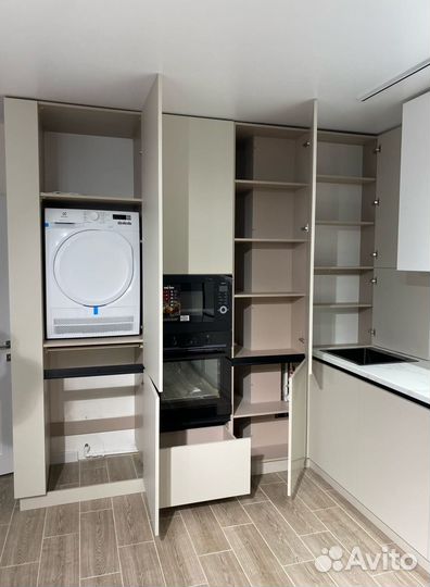 Кухня на заказ. Угловой гарнитур