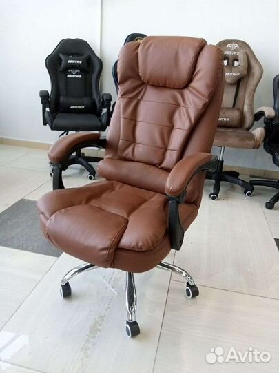 Офсиное кресло для начальника