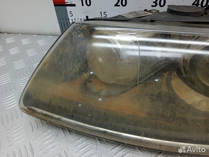 Фара левая Volkswagen Touareg 2007