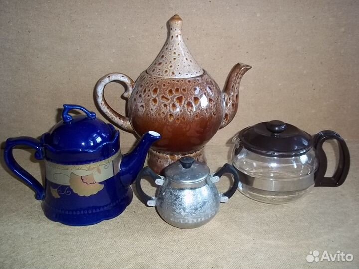 Чайники заварочные, сахарница