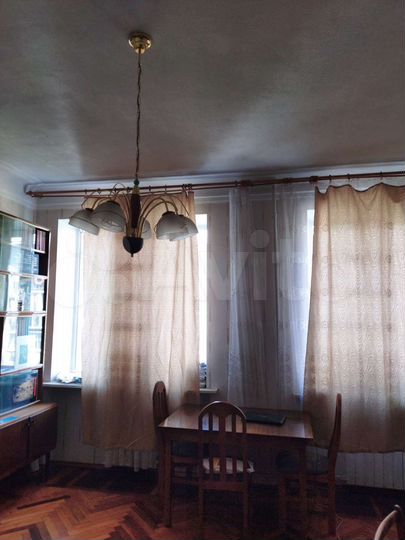 4-к. квартира, 92 м², 4/5 эт.