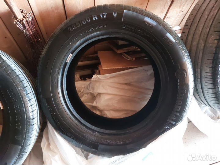 Continental ContiPremiumContact 5 225/60 R17