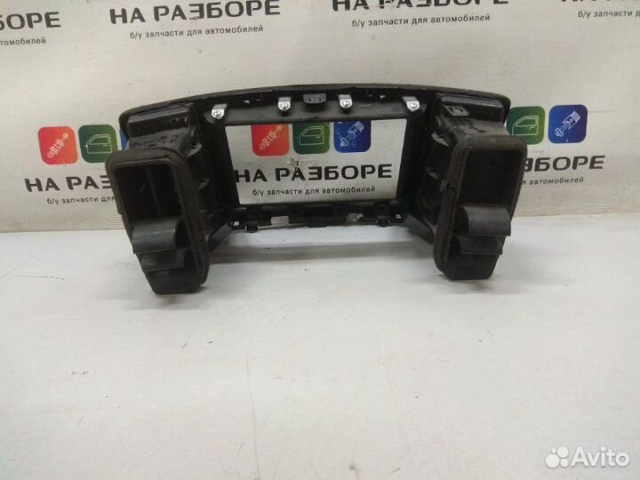 Дефлектор на торпедо Infiniti G35 V36 VQ37 2007