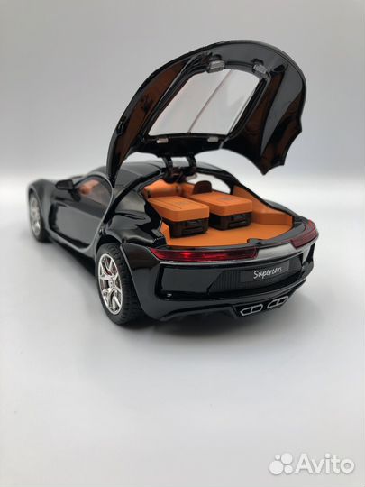 Модель автомобиля Bugatti Atlantic 1:24 металл