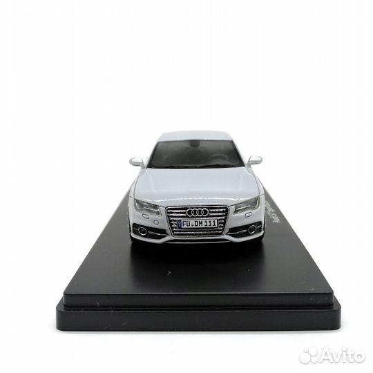 Модель автомобиля Schuco Audi S7 Sportback 1:43