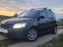 Skoda Roomster 1.4 MT, 2009, 370 000 км, с пробегом, цена 590 000 руб.