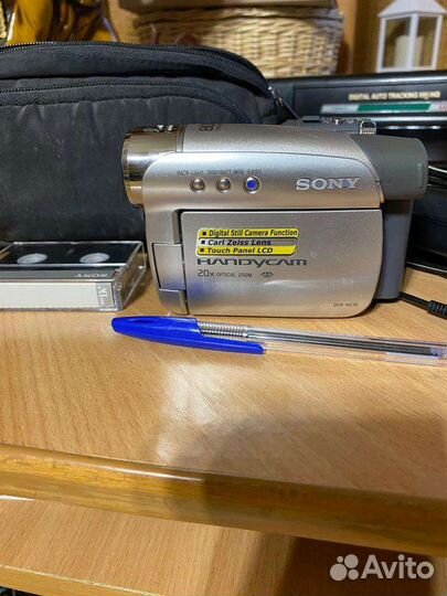 Видеокамера sony DCR- HC36E