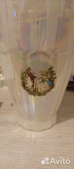 Заварочный чайник и молочник