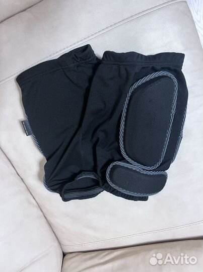 Защитные шорты biont