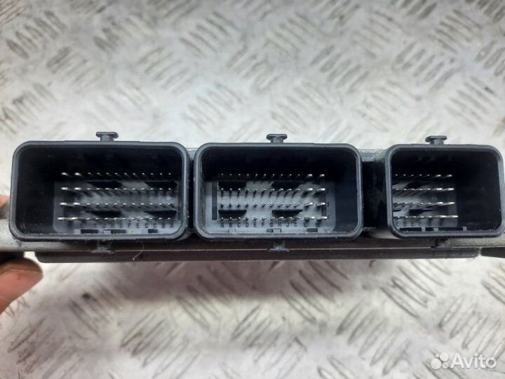 Блок управления двигателем Renault Sandero 2 5S