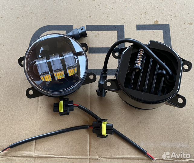 Противотуманные фары LED LADA Vesta желтый/белый