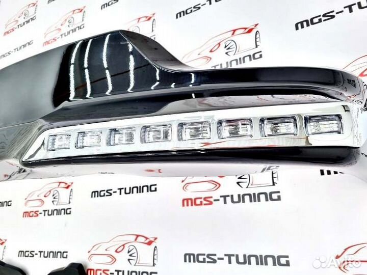 Передняя губа Toyota LC200 Urban Sport LED черная